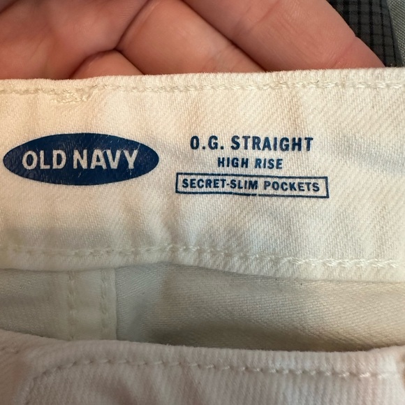 Old Navy White O.G. Straight High Rise Jeans with Distressing Size 8 #1624 - Picture 5 of 6